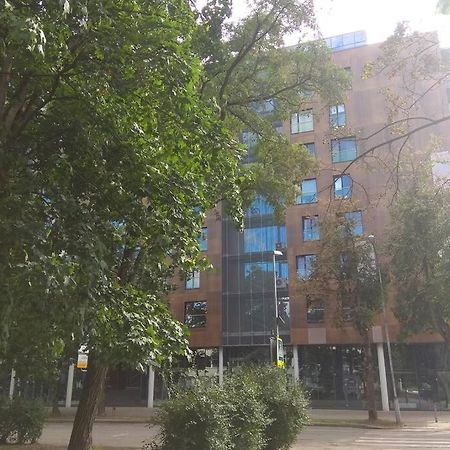 Slucko Central Studio Apartment Near River Vilnius Bagian luar foto